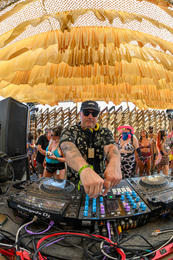 Artist Cover